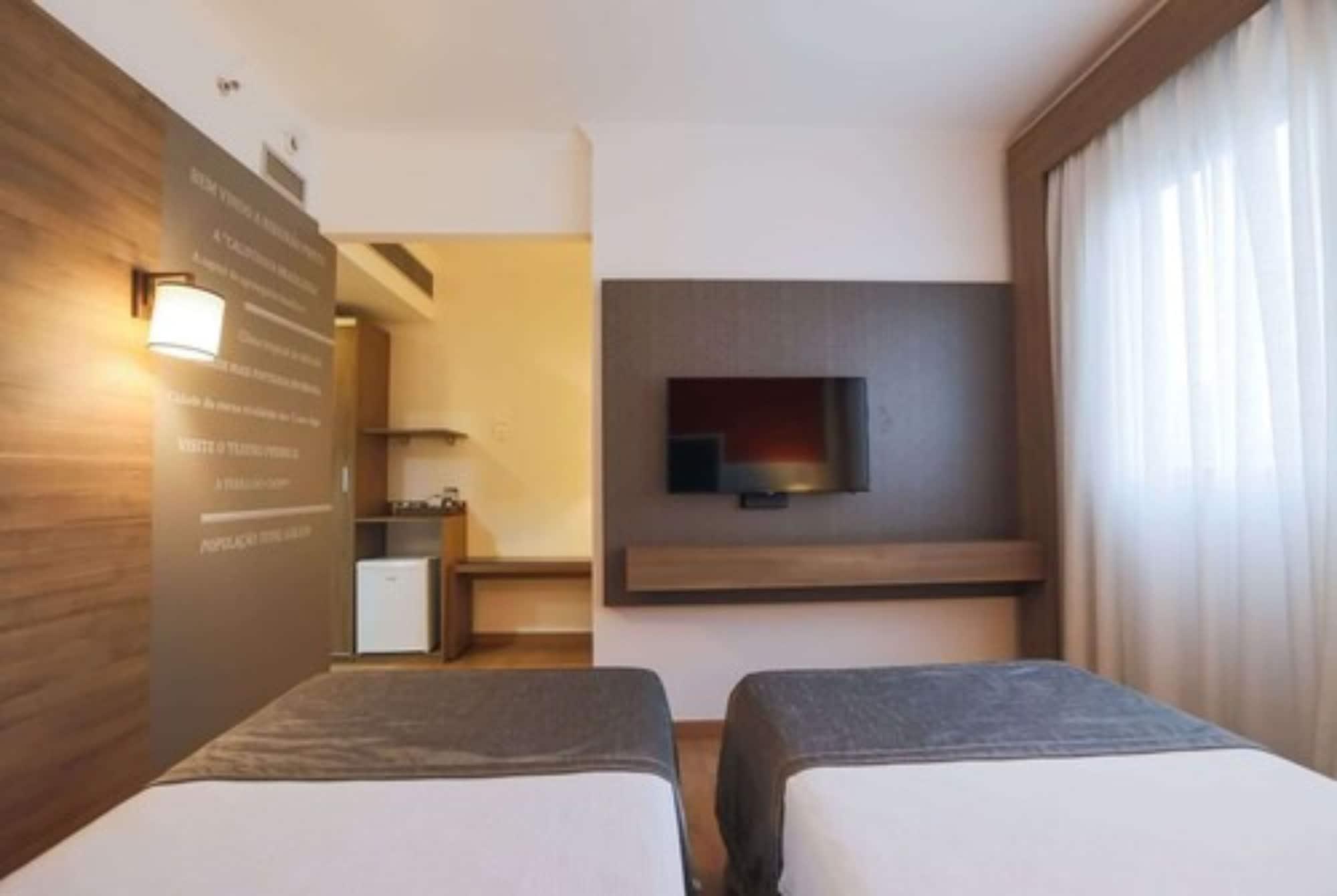 Tryp By Wyndham Ribeirao Preto Hotel Exterior photo A typical room at the hotel